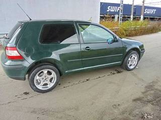 ������ Volkswagen Golf 